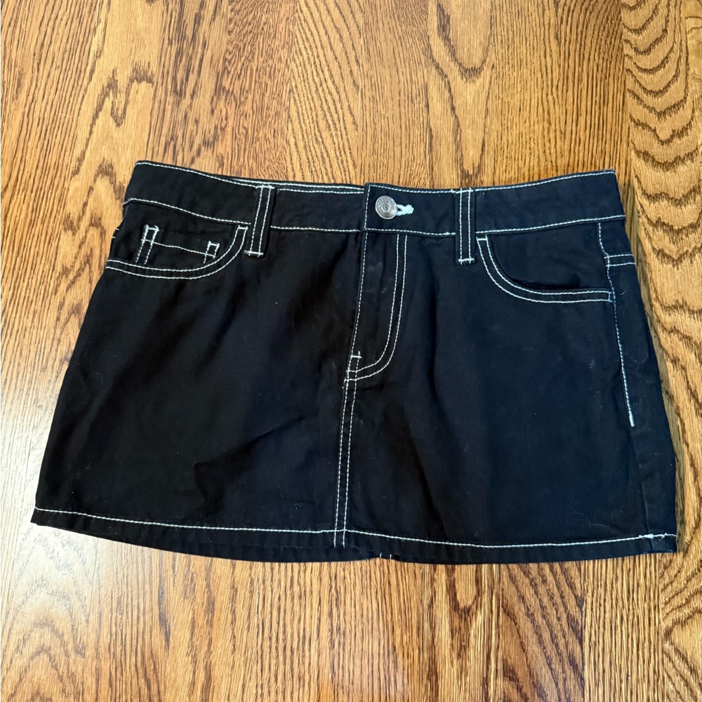 H&M Black Mini Skirt with White Stitching